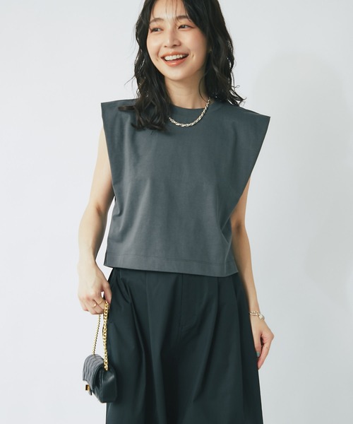 La boutique BonBon（ラブティックボンボン）の「【二の腕すっきり】ノースリクロップドカットソー（Tシャツ/カットソー・レディース・ホワイト/チャコールグレー/スカイブルー・FREE）」の19枚目の写真