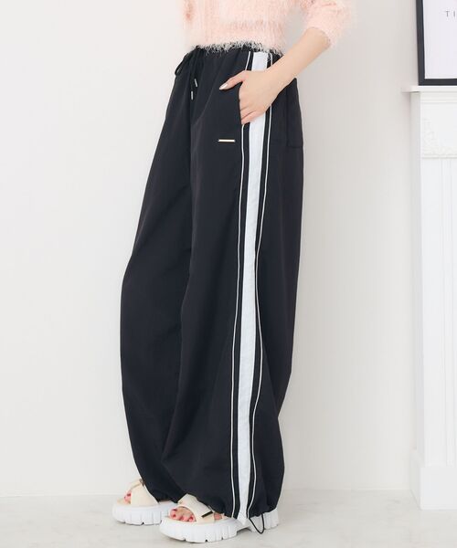 ems excite（エムズエキサイト）の「ライントラックパンツ（その他パンツ・レディース・ピンク/ブラック/オフホワイト・FREE）」の17枚目の写真