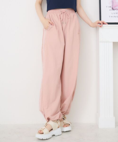 ems excite（エムズエキサイト）の「ライントラックパンツ（その他パンツ・レディース・ピンク/ブラック/オフホワイト・FREE）」の12枚目の写真