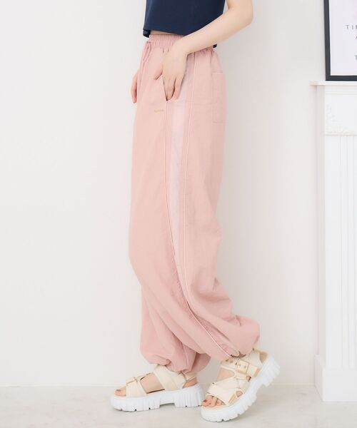 ems excite（エムズエキサイト）の「ライントラックパンツ（その他パンツ・レディース・ピンク/ブラック/オフホワイト・FREE）」の14枚目の写真