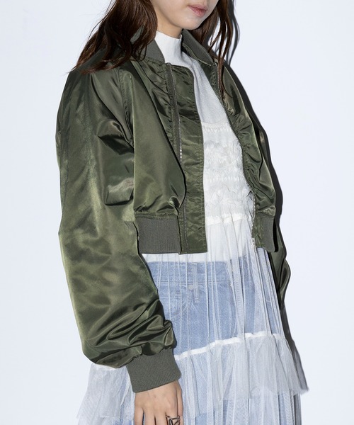 MAISON BREEZE reveur(メゾンブリーズレヴール)の「【MAISON BREEZE reveur】150DラグランショートMA-1 trc(MA-1・レディース・カーキ/ブラック/グリーン・FREE)」の22枚目の写真