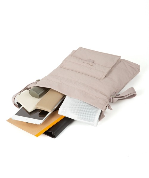 Champion(チャンピオン)の「champion/チャンピオン ショルダーバッグ パース No.63894(ショルダーバッグ・メンズ・ブラック/アイボリー/ピンク・FREE)」の19枚目の写真