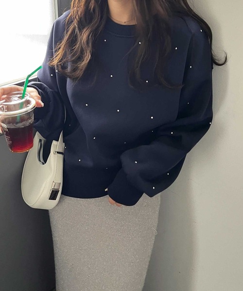 nelliy.(ネルリー)の「裏起毛スタッズスウェット(スウェット・レディース・オートミール/ネイビー/ピンク・LARGE/MEDIUM)」の18枚目の写真