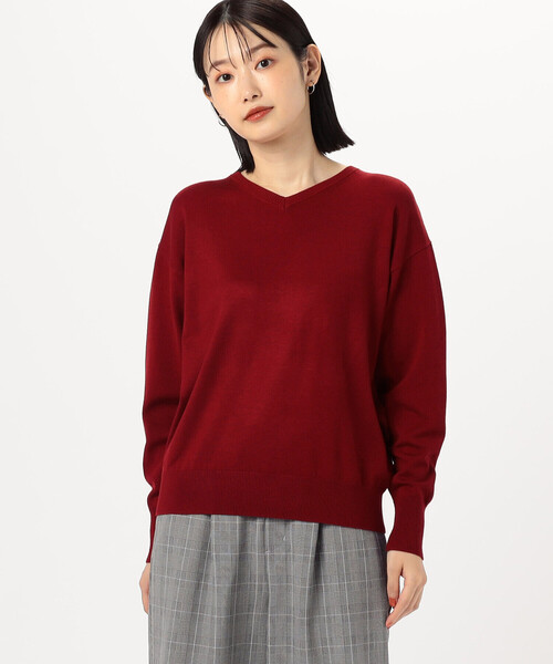 COMME CA ISM（コムサイズム）の「【 マシンウォッシャブル 】ベーシックＶネックニット（ニット/セーター・レディース・チャコール/ブラック/レッド/ホワイト・LARGE/MEDIUM）」の4枚目の写真