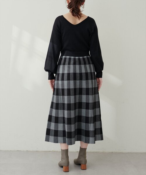 natural couture(ナチュラルクチュール)の「【Web限定】チェックジャガード2WAYニットワンピース(ワンピース・レディース・ラベンダー/ベージュ/グレイッシュベージュ/ブラック・FREE)」の14枚目の写真