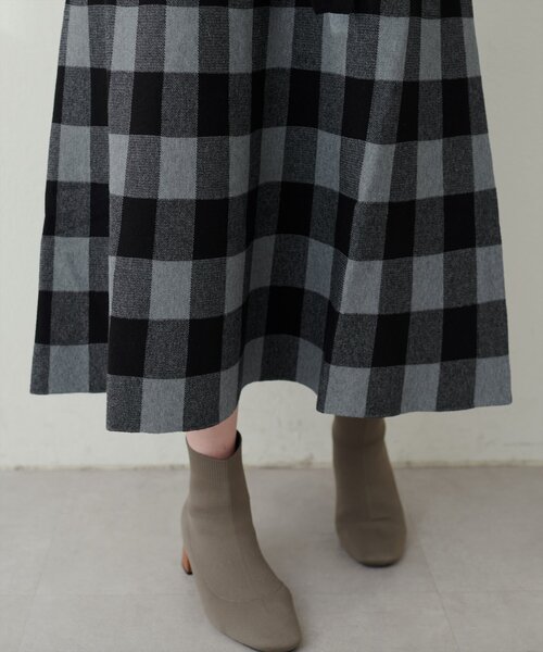 natural couture(ナチュラルクチュール)の「【Web限定】チェックジャガード2WAYニットワンピース(ワンピース・レディース・ラベンダー/ベージュ/グレイッシュベージュ/ブラック・FREE)」の21枚目の写真