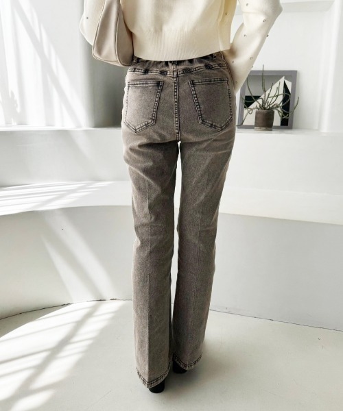 one after another NICE CLAUP(ワンアフターアナザーナイスクラップ)の「美脚ストレッチデニムパンツ(デニムパンツ・レディース・ブルー/ブラック/ブルー系その他・SMALL/MEDIUM)」の14枚目の写真