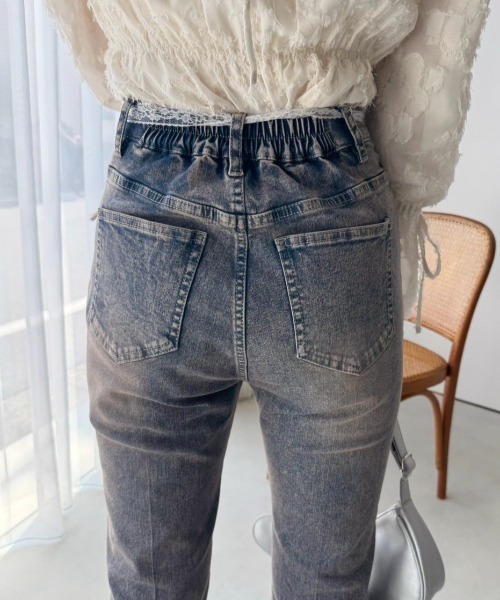 one after another NICE CLAUP(ワンアフターアナザーナイスクラップ)の「美脚ストレッチデニムパンツ(デニムパンツ・レディース・ブルー/ブラック/ブルー系その他・SMALL/MEDIUM)」の10枚目の写真