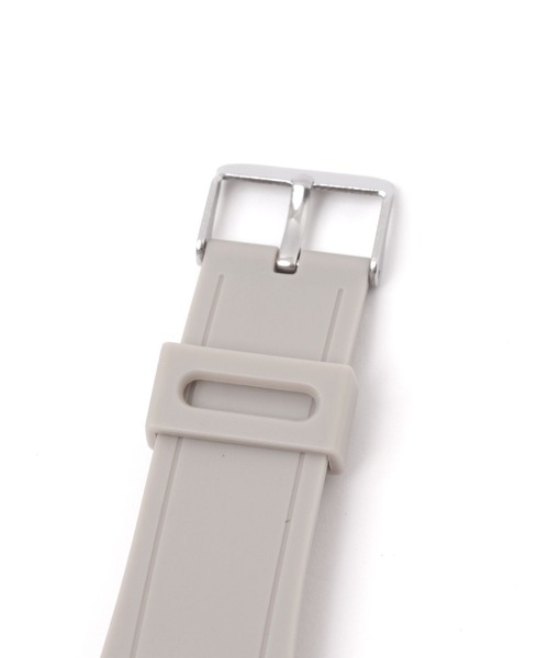 niko and...(ニコアンド)の「スクエアアナログウォッチ(アナログ腕時計・レディース・カーキ/ブラック/ホワイト/スモーク・0)」の16枚目の写真