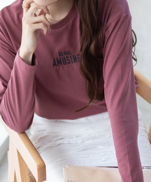 NAVY(ネイビー)の「NAVY センター刺繍 長袖Tシャツ ロンT(Tシャツ/カットソー・レディース・チャコールグレー/ピンク系その他/ブラック/オリーブ/ホワイト/ホワイト系その他・M/L)」の6枚目の写真