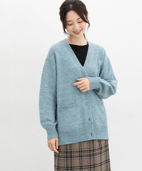 Honeys(ハニーズ)の「【ふんわりもちもち】Vネックカーデ(カーディガン/ボレロ・レディース・ピンク/ブラウン/オートミール/チャコール/ブルー・S/M/L/LL)」の5枚目の写真