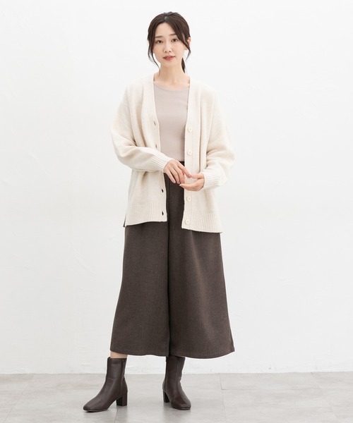 Honeys(ハニーズ)の「【ふんわりもちもち】Vネックカーデ(カーディガン/ボレロ・レディース・ピンク/ブラウン/オートミール/チャコール/ブルー・S/M/L/LL)」の7枚目の写真