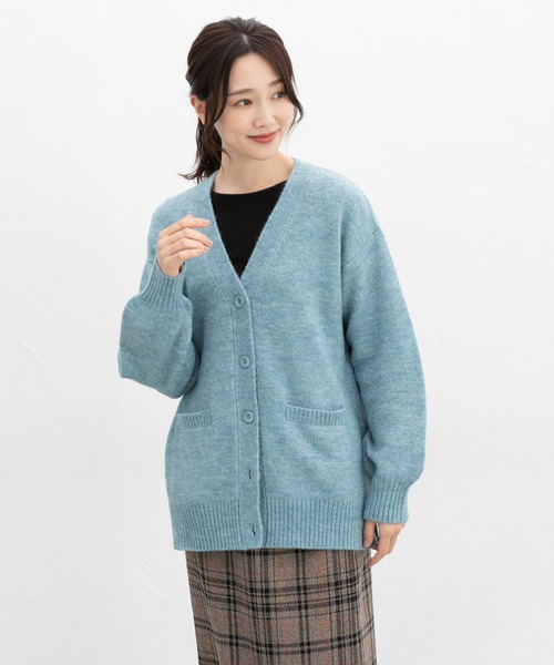 Honeys(ハニーズ)の「【ふんわりもちもち】Vネックカーデ(カーディガン/ボレロ・レディース・ピンク/ブラウン/オートミール/チャコール/ブルー・S/M/L/LL)」の10枚目の写真