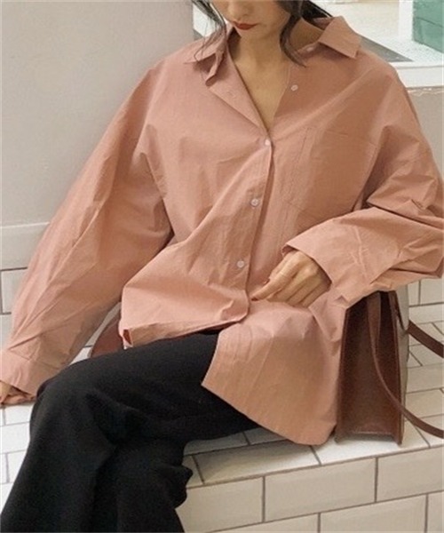 FREE STYLISTS(フリー スタイリスト)の「ゆったりサイズロングスリーブシャツ(シャツ/ブラウス・レディース・ピンク/ホワイト・FREE)」の1枚目の写真