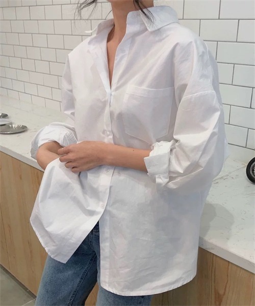 FREE STYLISTS(フリー スタイリスト)の「ゆったりサイズロングスリーブシャツ(シャツ/ブラウス・レディース・ピンク/ホワイト・FREE)」の6枚目の写真