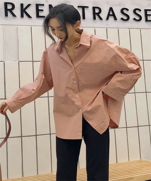FREE STYLISTS(フリー スタイリスト)の「ゆったりサイズロングスリーブシャツ(シャツ/ブラウス・レディース・ピンク/ホワイト・FREE)」の16枚目の写真