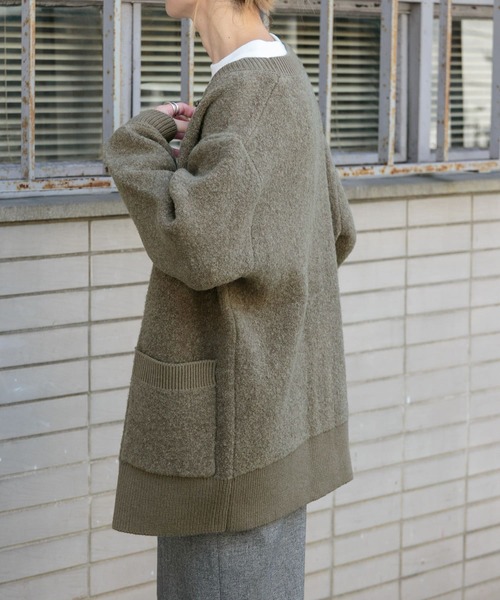 FORK&SPOON(フォークアンドスプーン)の「FORK&SPOON ブークレ接結カーディガン(カーディガン/ボレロ・レディース・モカ/チャコールグレー・1)」の8枚目の写真