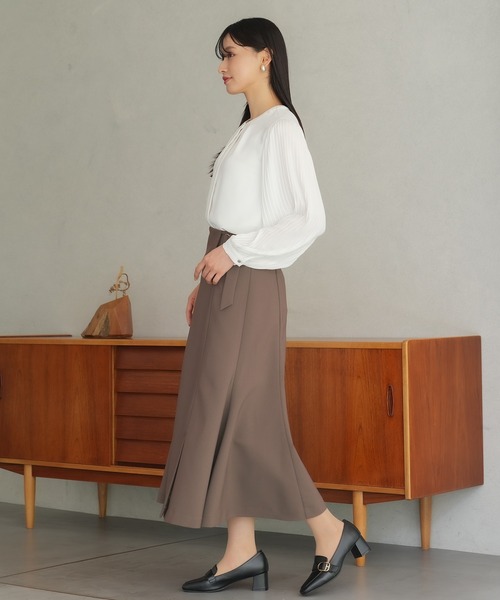 TRUDEA（トルディア）の「ウエストラペルフレアスカート（スカート・レディース・ブラウン/モカ/ブラック/チャコールグレー・SMALL/MEDIUM/LARGE）」の11枚目の写真
