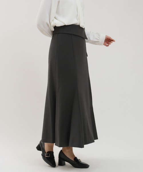 TRUDEA（トルディア）の「ウエストラペルフレアスカート（スカート・レディース・ブラウン/モカ/ブラック/チャコールグレー・SMALL/MEDIUM/LARGE）」の20枚目の写真