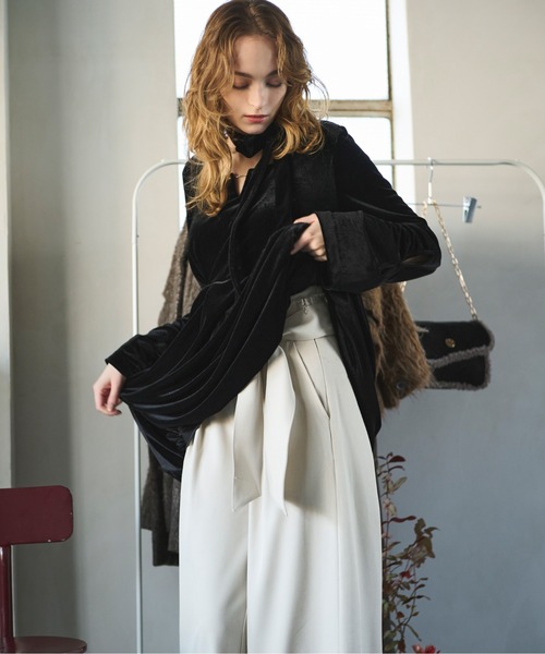 loin nuit(ロワンニュイ)の「waist belt wide pants / ウエストベルトワイドパンツ(スラックス・レディース・グレー/アイボリー・FREE)」の9枚目の写真