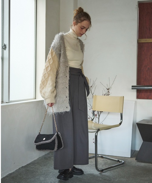 loin nuit(ロワンニュイ)の「waist belt wide pants / ウエストベルトワイドパンツ(スラックス・レディース・グレー/アイボリー・FREE)」の18枚目の写真
