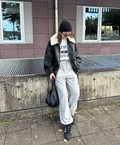 y/m by misato(イムバイミサト)の「フェイクファー襟付きフェイクレザーブルゾン(ブルゾン・レディース・ブラック・FREE)」の8枚目の写真