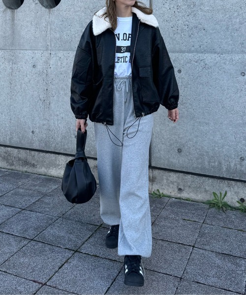 y/m by misato(イムバイミサト)の「フェイクファー襟付きフェイクレザーブルゾン(ブルゾン・レディース・ブラック・FREE)」の10枚目の写真