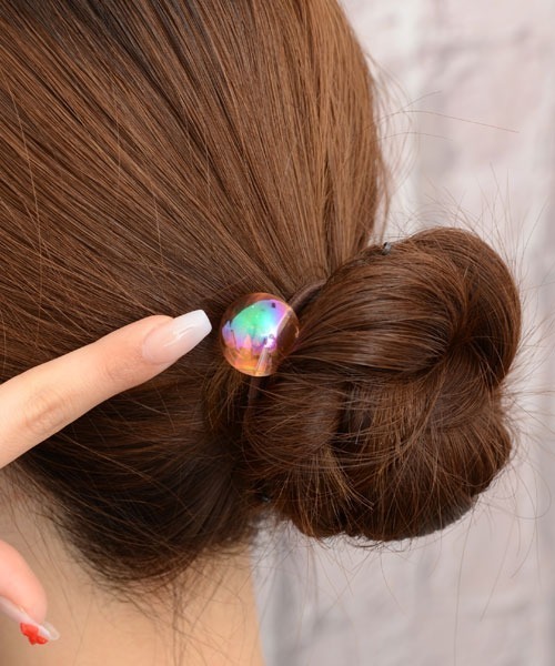 Mayree(メイリー)の「【float】オーロラ カラフル ボール ヘアゴム(ヘアゴム・レディース・クリア/グリーン/ピンク/パープル・FREE)」の13枚目の写真