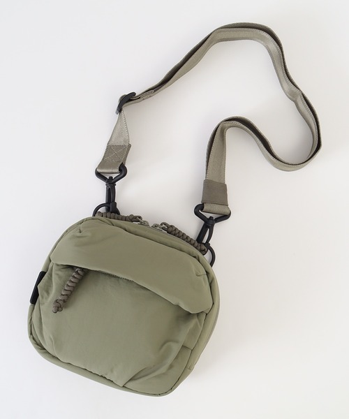 WILD THINGS（ワイルドシングス）の「【WILD THINGS/ワイルドシングス】 ミニショルダーバッグ（ショルダーバッグ・メンズ・カーキ/ブルー/グレー/ブラック・FREE）」の11枚目の写真