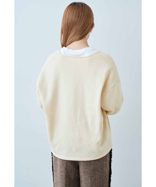 IEDIT（イディット）の「ＩＥＤＩＴ　裏起毛キーネックスウェットとロンＴのレイヤードセット（スウェット・レディース・ネイビー/ライトベージュ・M/L/LL/3L/S/4L）」の3枚目の写真