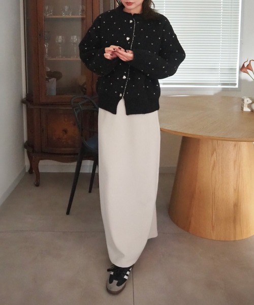 LAULEN(ローレン)の「small heart pattern knit cardigan /ハート柄 ニット カーディガン(カーディガン/ボレロ・レディース・ブラック/アイボリー・FREE)」の7枚目の写真
