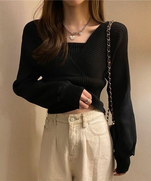 Coo+i(クーイ)の「レイヤード風ドルマンニット(ニット/セーター・レディース・ブラック/ホワイト/ブラウン/ピンク・FREE)」の10枚目の写真