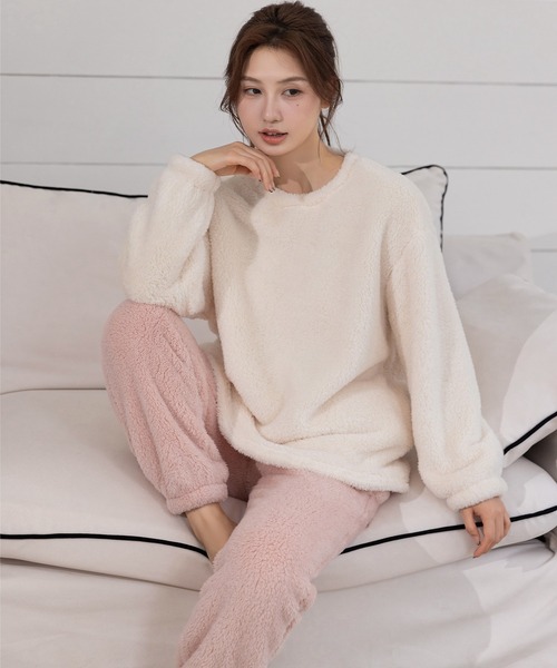 セール】レディース 長袖淡色バイカラーふんわりボアルームウェア 上下