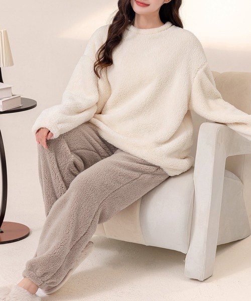 レディース 長袖淡色バイカラーふんわりボアルームウェア 上下2点