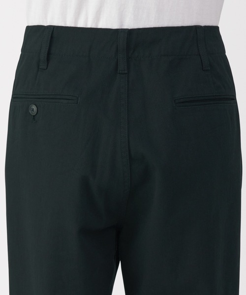 無印良品（ムジルシリョウヒン）の「紳士　洗いざらしチノワイドパンツ（チノパンツ・メンズ・ダークベージュ/カーキ系/ブラック・73/76/82/85/79）」の8枚目の写真