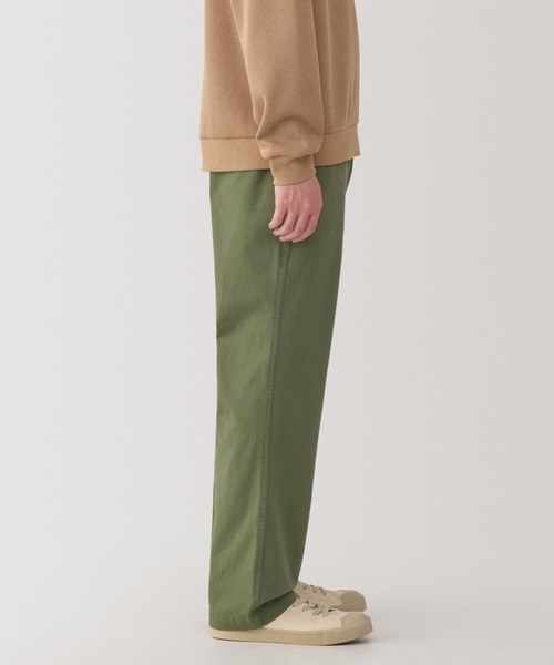 無印良品（ムジルシリョウヒン）の「紳士　洗いざらしチノワイドパンツ（チノパンツ・メンズ・ダークベージュ/カーキ系/ブラック・73/76/82/85/79）」の21枚目の写真