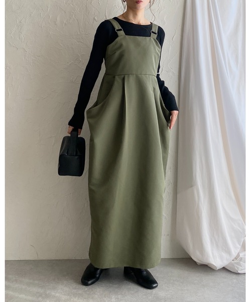 She's Closet（シーズクローゼット）の「ハイウエストタックサイドポケットロングジャンパースカートワンピース（ジャンパースカート・レディース・アイボリー/カーキ/ブラック・FREE）」の10枚目の写真