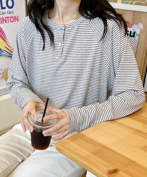 aimoha(アイモハ)の「ボーダーヘンリーネック長袖Tシャツ(Tシャツ/カットソー・レディース・ブラック/ホワイト/チョコ・FREE)」の7枚目の写真