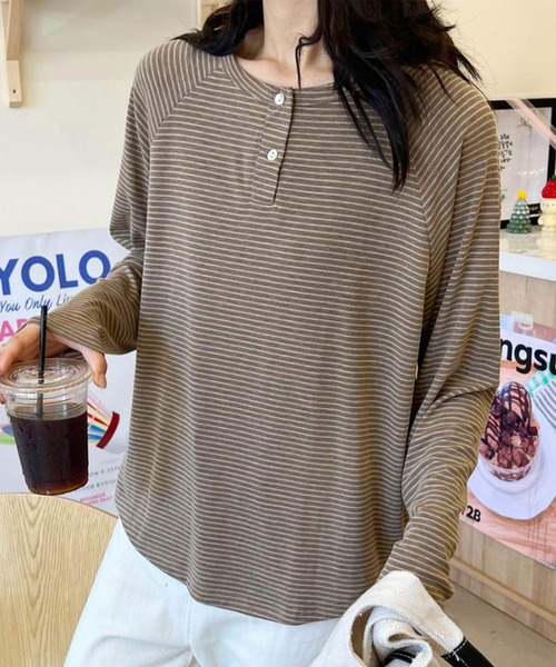 aimoha(アイモハ)の「ボーダーヘンリーネック長袖Tシャツ(Tシャツ/カットソー・レディース・ブラック/ホワイト/チョコ・FREE)」の10枚目の写真