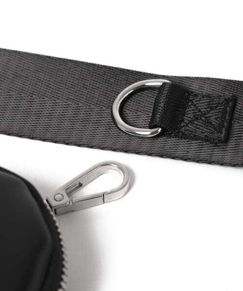 WEGO(ウィゴー)の「WEGO/サークルポーチ付きスクエアショルダー(ショルダーバッグ・レディース・ブラック/ブルー系その他/その他1/レッド・FREE)」の6枚目の写真