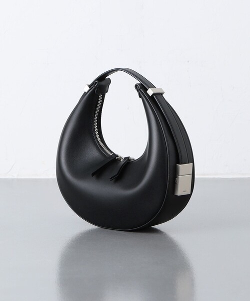 OSOI(オソイ)の「<OSOI>TONI MINI バッグ(ショルダーバッグ・レディース・オフホワイト/シルバー/ブラック/ダークブラウン・FREE)」の19枚目の写真