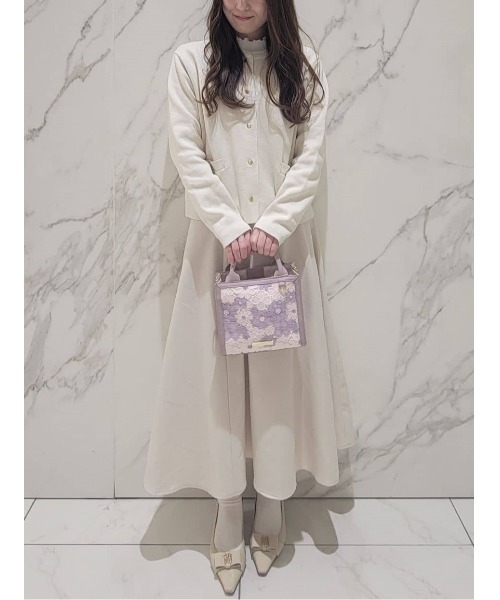 Maison de FLEUR(メゾンドフルール)の「フラワーレース2Wayスクエアトートバッグ(トートバッグ・レディース・ラベンダー/アイボリー・FREE)」の22枚目の写真