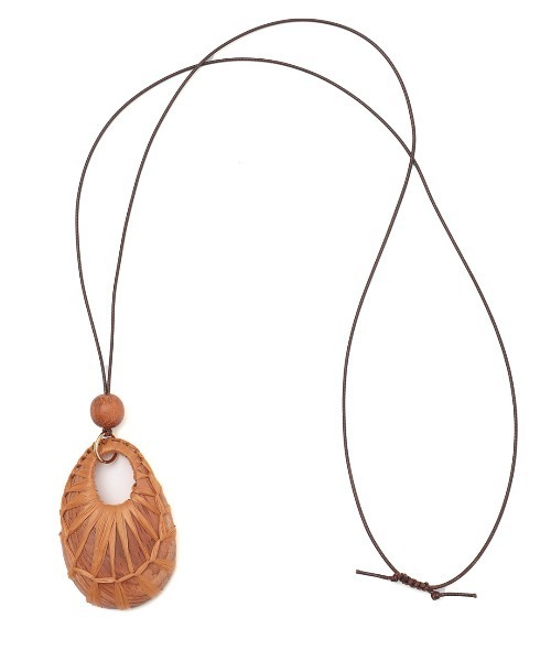 チチカカ（チチカカ）の「スレッドカバーネックレス（ネックレス・レディース・ベージュ/オレンジ/ブルー・FREE）」の7枚目の写真