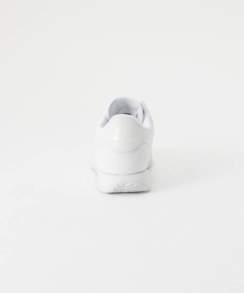 NIKE(ナイキ)の「NIKE / ナイキ WOMENS CORTEZ スニーカー(スニーカー・レディース・ホワイト・25cm/24cm/23cm)」の2枚目の写真