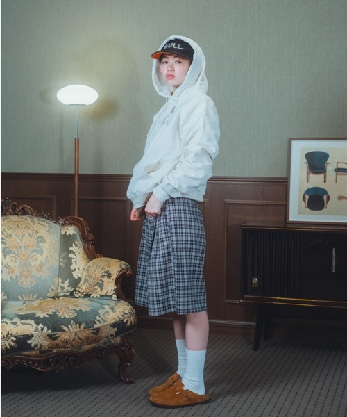 common gull products.（コモンガルプロダクツ）の「CONVENIENCEYOUNG×common gull products. people and animals hoodie（パーカー・レディース・オートミール/スミクロ/ピンク系・SMALL/MEDIUM/LARGE）」の4枚目の写真