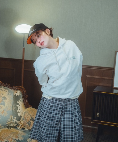 common gull products.（コモンガルプロダクツ）の「CONVENIENCEYOUNG×common gull products. people and animals hoodie（パーカー・レディース・オートミール/スミクロ/ピンク系・SMALL/MEDIUM/LARGE）」の8枚目の写真