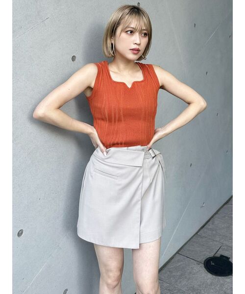 MURUA（ムルーア）の「【セットアップ対応】サイドベルトラップライクミニスカート（スカート・レディース・ブルー/ブラック/ダークグレー/ベージュ・1/2）」の11枚目の写真