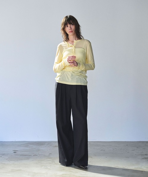 N.O.R.C(ノーク)の「TENCEL WOOL ヘンリーネックトップス(ニット/セーター・レディース・イエロー/グレー/ブラック/サックスブルー・フリー)」の7枚目の写真
