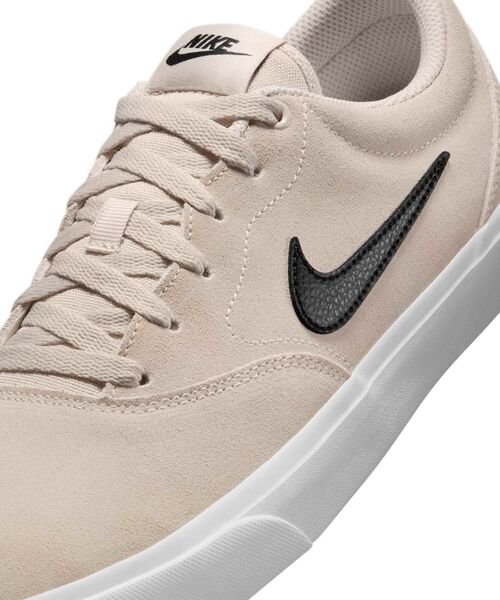 NIKE公式】ナイキ チャージ スエード メンズシューズ.オンライン