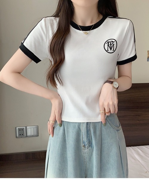paravion(パラビオン)の「ラインスポーティTシャツ(Tシャツ/カットソー・レディース・ブラック/ホワイト・FREE)」の13枚目の写真